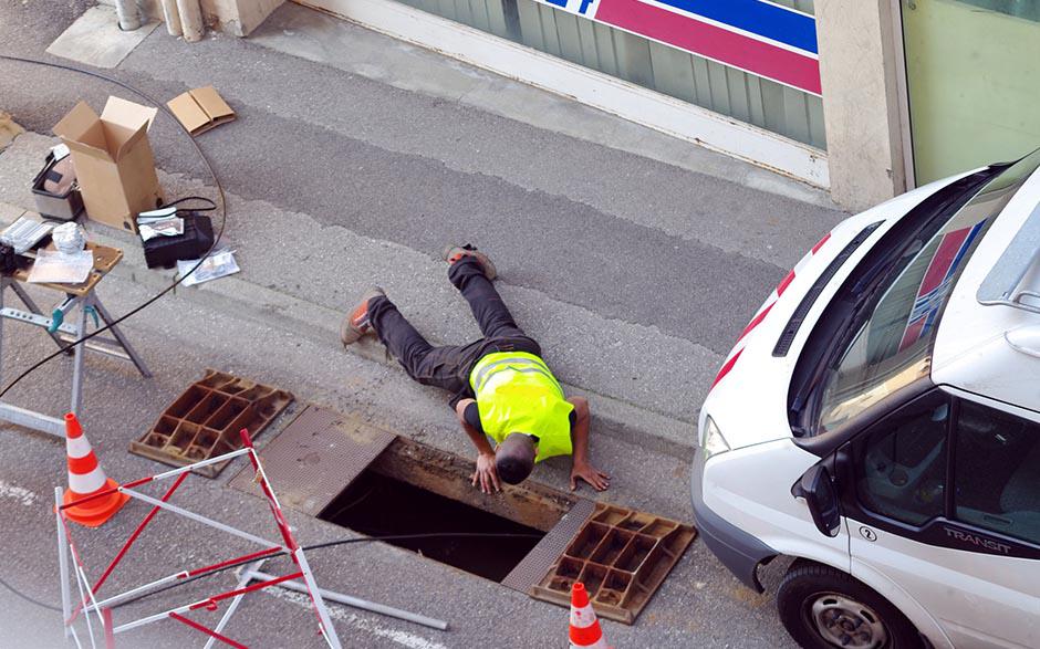 plombier débouchage Paris 16
